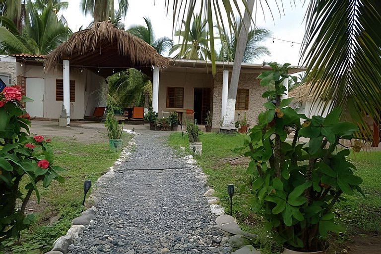 Casa Las Palma Playa la Saladita