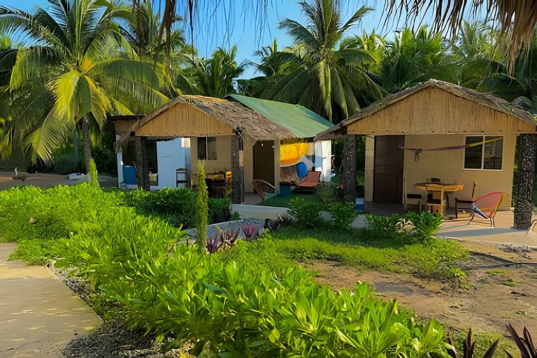Casa Edén Playa las Saladita