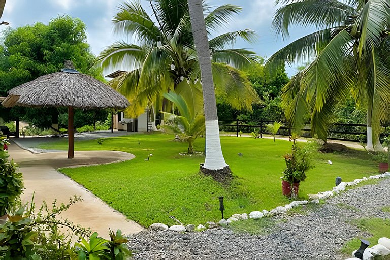 Casa Rubí- Playa la saladita