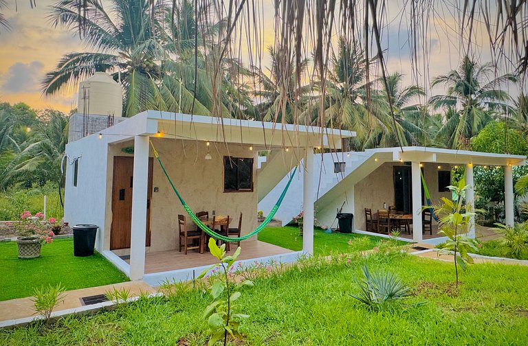 Casa Girasol Playa La Saladita. Casa Las Palmas