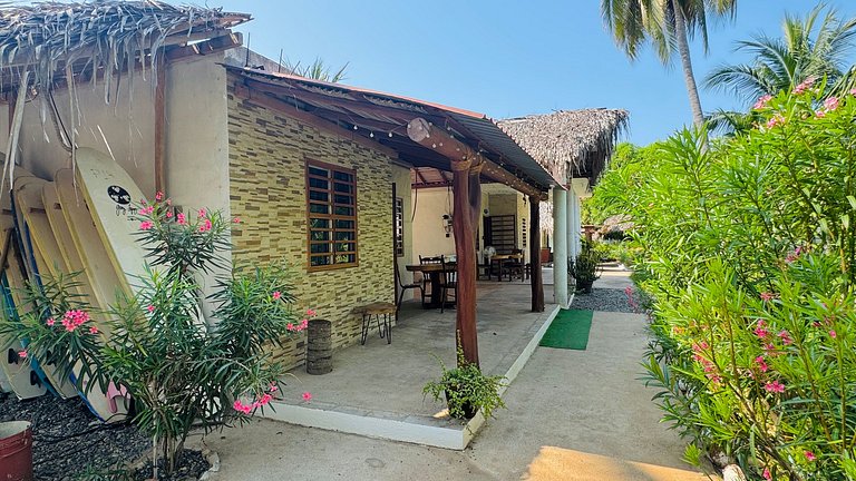 Casa Flamingos Playa La Saladita - Casa Las Palmas